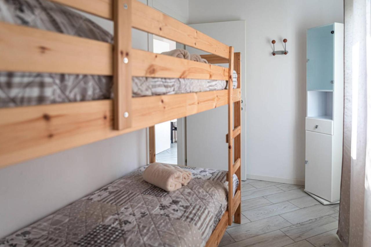 Minerva Holiday Home มาแนร์บา เดล การ์ดา ภายนอก รูปภาพ