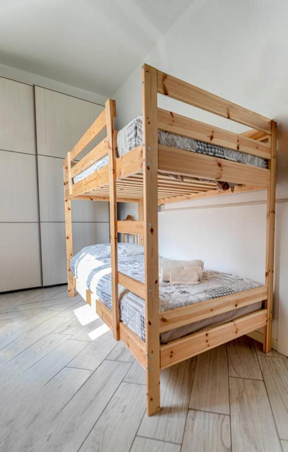 Minerva Holiday Home มาแนร์บา เดล การ์ดา ภายนอก รูปภาพ